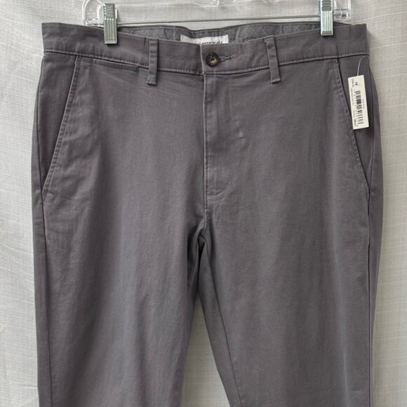 NWT - Amazon Essentials Dark Grey Pants 32W x 32L - Picture 1 of 6